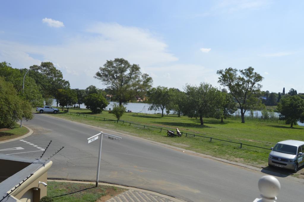 Lakeview Boutique Hotel & Conference Center Benoni Eksteriør bilde